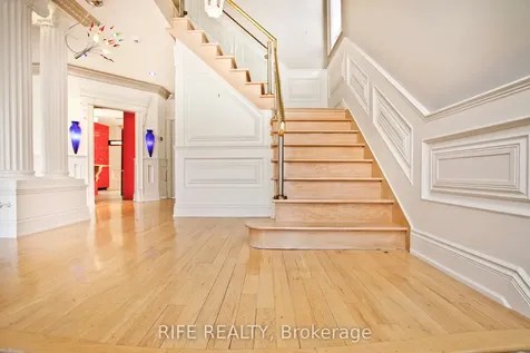 573 Old Orchard Grove Toronto ON M5M 2H2