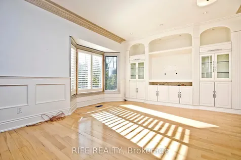 573 Old Orchard Grove Toronto ON M5M 2H2