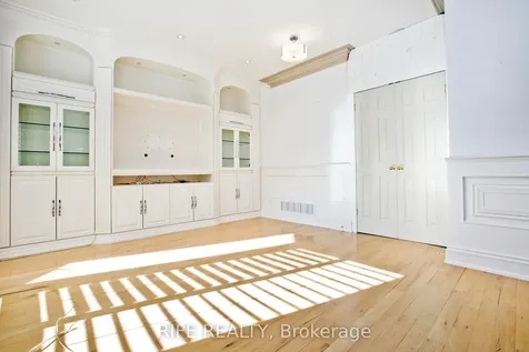573 Old Orchard Grove Toronto ON M5M 2H2