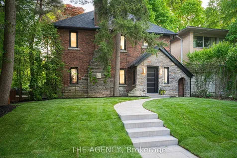 16 Duncannon Drive Toronto ON M5P 2M1