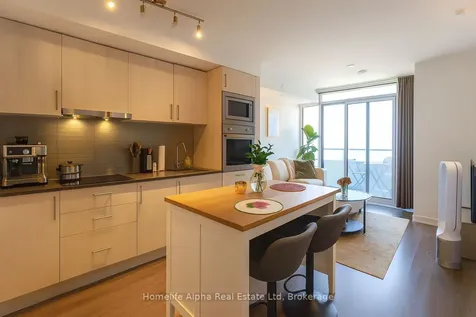576 Front Street Toronto ON M5V 0P8