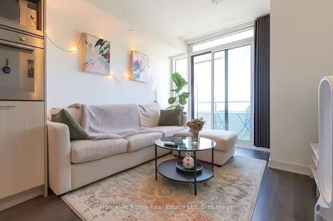 576 Front Street Toronto ON M5V 0P8