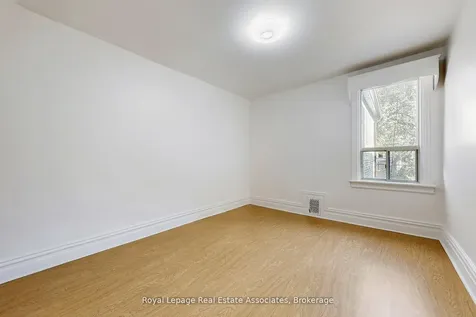 143 Seaton Street Toronto ON M5A 2T2