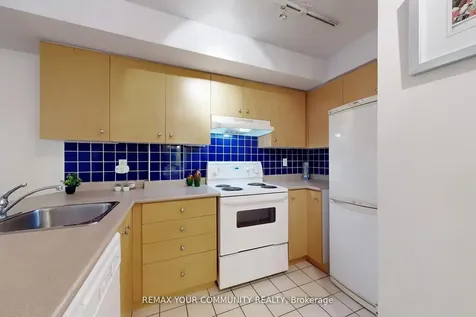 415 Jarvis Street Toronto ON M4Y 3C1