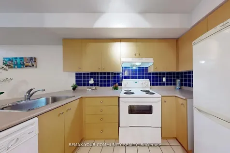 415 Jarvis Street Toronto ON M4Y 3C1