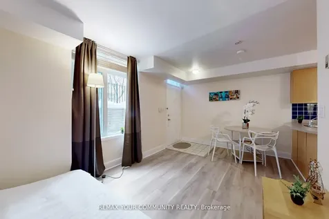 415 Jarvis Street Toronto ON M4Y 3C1
