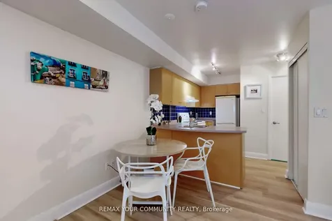 415 Jarvis Street Toronto ON M4Y 3C1
