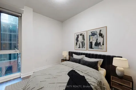 115 Blue Jays Way Toronto ON M5V 3T3
