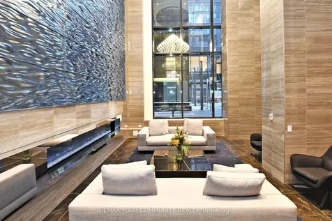 115 Blue Jays Way Toronto ON M5V 3T3