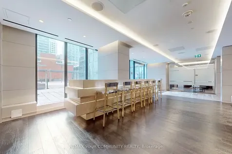 115 Blue Jays Way Toronto ON M5V 3T3