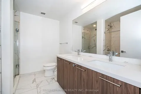 33 Frederick Todd Way Toronto ON M4G 0C9