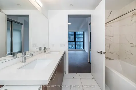 33 Frederick Todd Way Toronto ON M4G 0C9