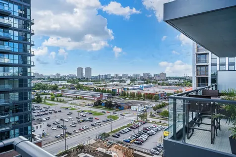 33 Frederick Todd Way Toronto ON M4G 0C9