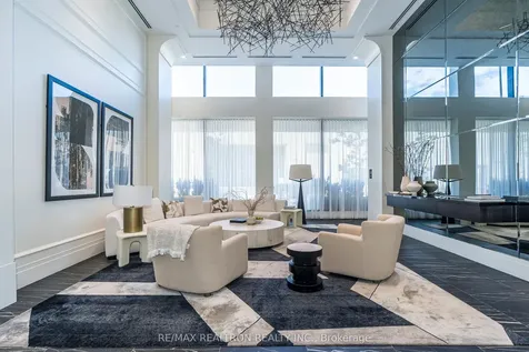 33 Frederick Todd Way Toronto ON M4G 0C9