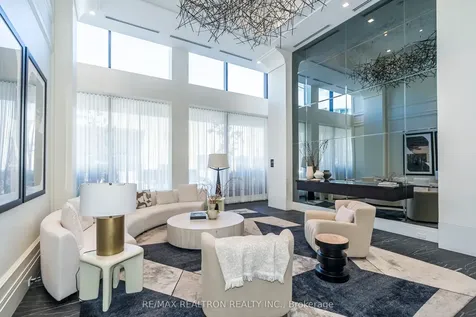 33 Frederick Todd Way Toronto ON M4G 0C9