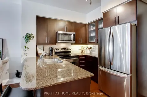 2191 Yonge Street Toronto ON M4S 3H8