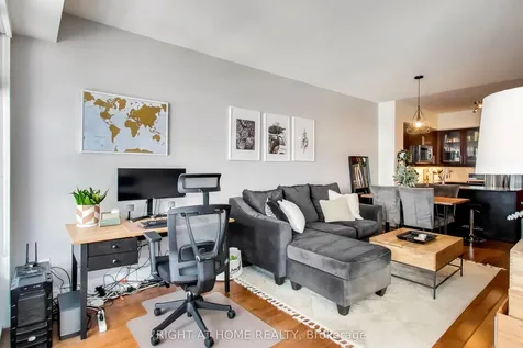 2191 Yonge Street Toronto ON M4S 3H8