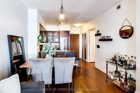 2191 Yonge Street Toronto ON M4S 3H8