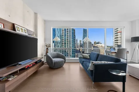 10 Yonge Street Toronto ON M5E 1R4