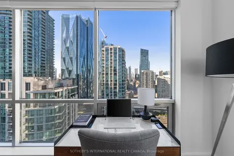 10 Yonge Street Toronto ON M5E 1R4