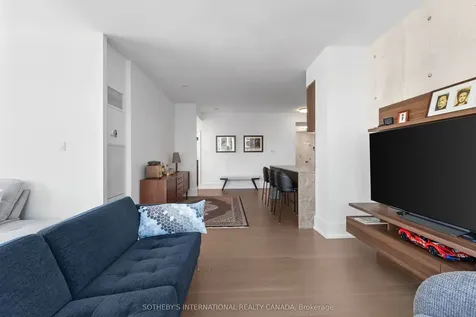 10 Yonge Street Toronto ON M5E 1R4