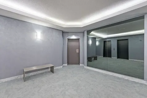 10 Yonge Street Toronto ON M5E 1R4