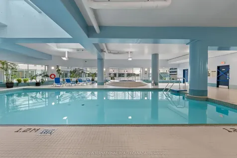 10 Yonge Street Toronto ON M5E 1R4