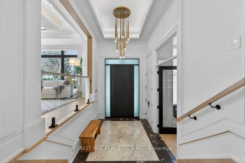 188 Burbank Drive Toronto ON M2K 1P4