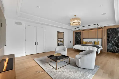 188 Burbank Drive Toronto ON M2K 1P4