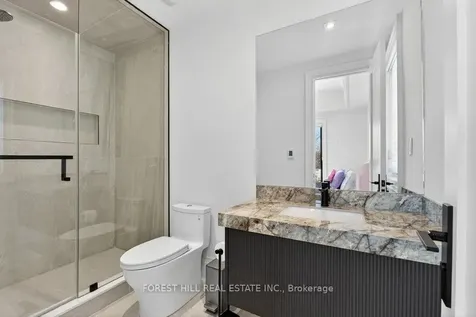188 Burbank Drive Toronto ON M2K 1P4