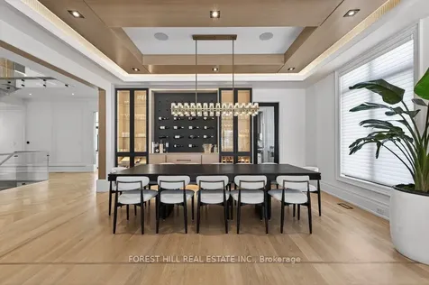 188 Burbank Drive Toronto ON M2K 1P4
