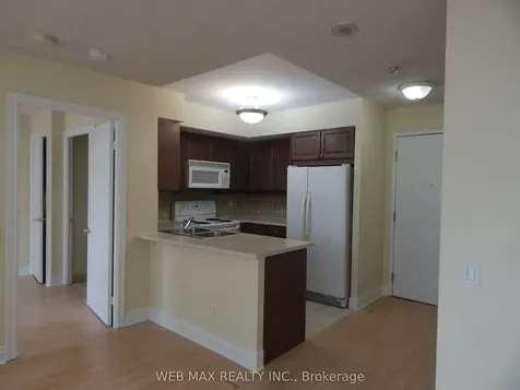 5 Northtown Way Toronto ON M2N 7A1