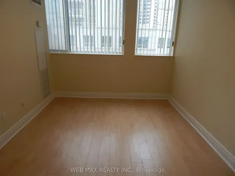 5 Northtown Way Toronto ON M2N 7A1