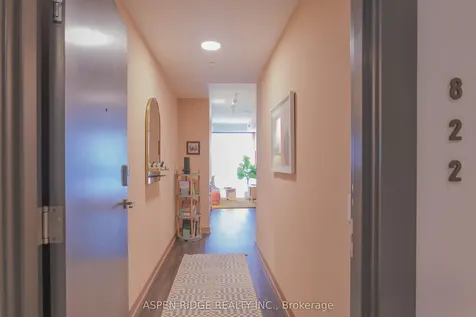 9 Tecumseth Street Toronto ON M5V 3G4