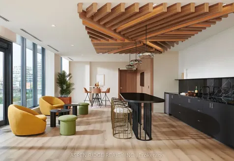 9 Tecumseth Street Toronto ON M5V 3G4