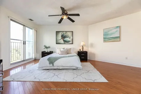 18 Concorde Place Toronto ON M3C 3T9