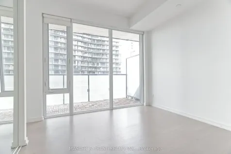 101 Peter Street Toronto ON M5V 0G6