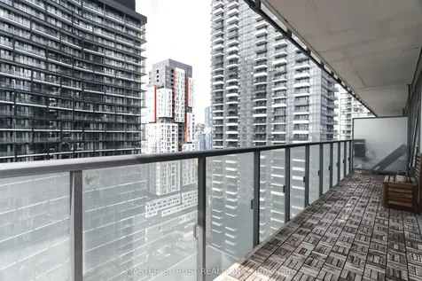 101 Peter Street Toronto ON M5V 0G6