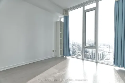 101 Peter Street Toronto ON M5V 0G6