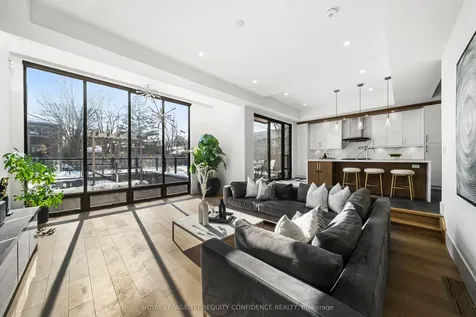 299 Hounslow Avenue Toronto ON M2R 1H4