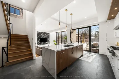 299 Hounslow Avenue Toronto ON M2R 1H4