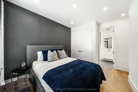 299 Hounslow Avenue Toronto ON M2R 1H4