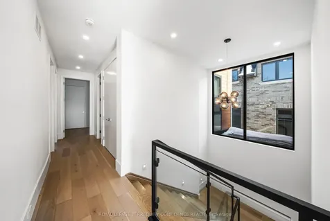 299 Hounslow Avenue Toronto ON M2R 1H4