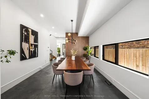 299 Hounslow Avenue Toronto ON M2R 1H4
