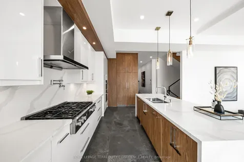 299 Hounslow Avenue Toronto ON M2R 1H4