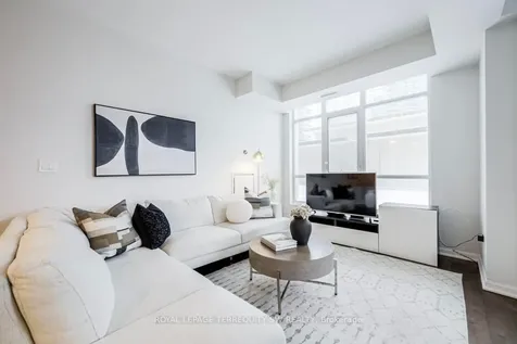 21 Grand Magazine Street Toronto ON M5V 1B5