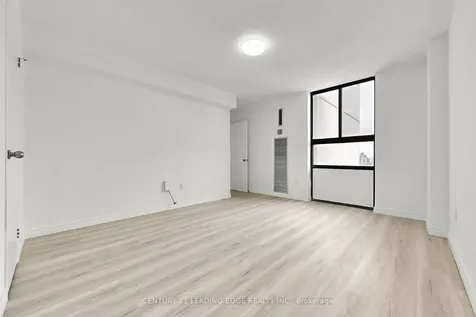 260 Seneca Hill Drive Toronto ON M2J 4S6