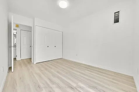260 Seneca Hill Drive Toronto ON M2J 4S6
