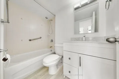 260 Seneca Hill Drive Toronto ON M2J 4S6
