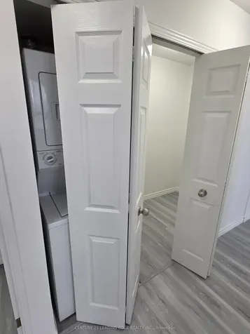 260 Seneca Hill Drive Toronto ON M2J 4S6